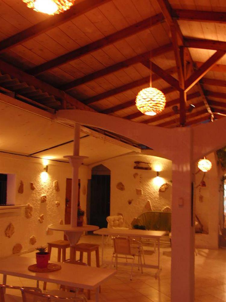 Kavos Bay Seafront Hotel Agia Marina  Exterior foto