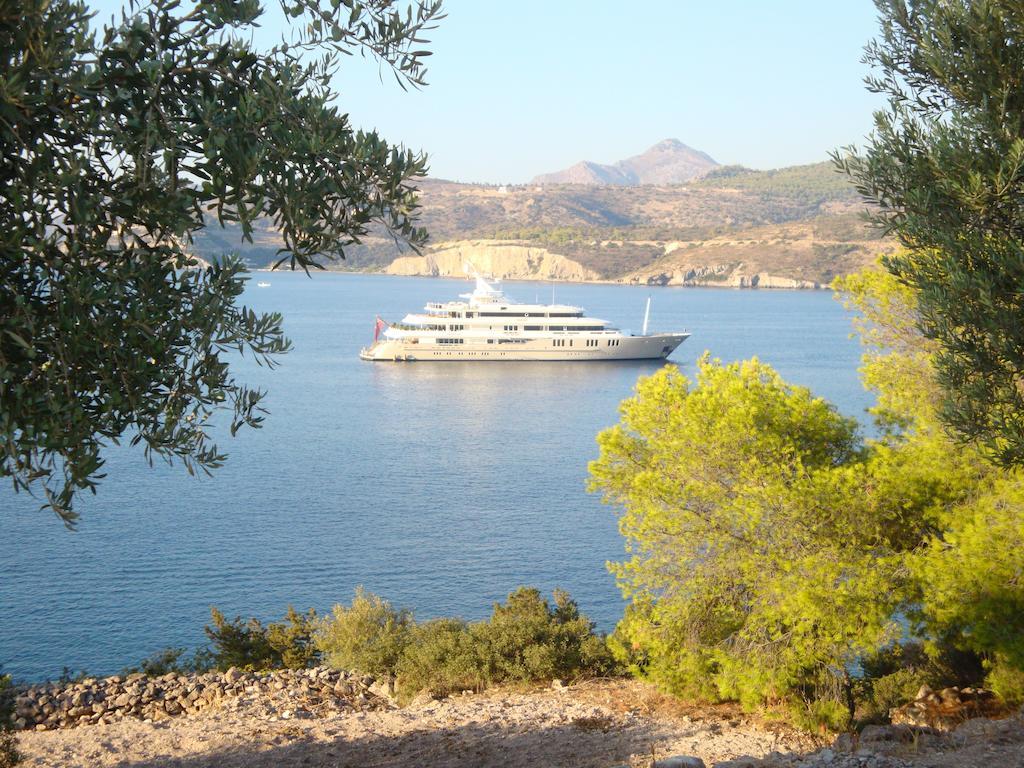 Kavos Bay Seafront Hotel Agia Marina  Exterior foto